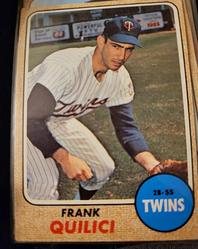 1968 Topps #557 Frank Quilici — front