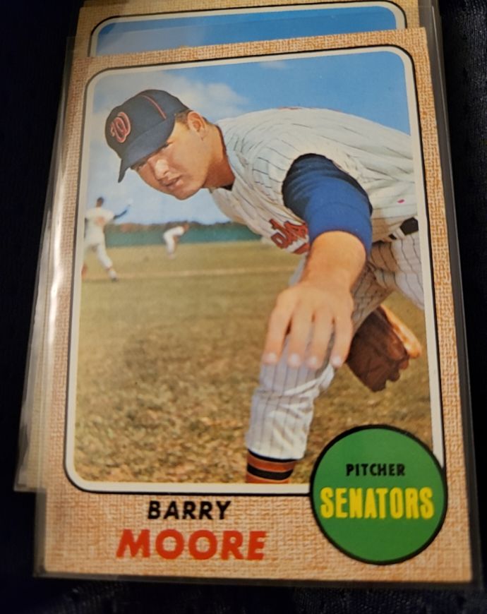 1968 Topps #462 Barry Moore — front