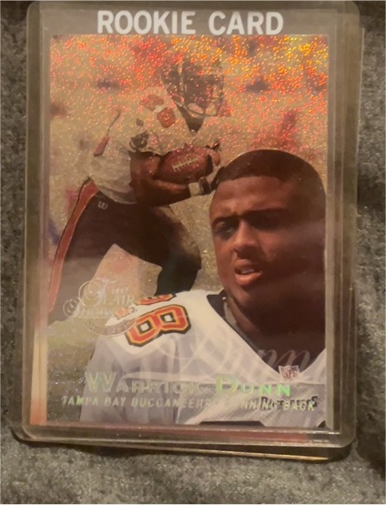 1997 Fleer Ultra #88 Warrick Dunn — front