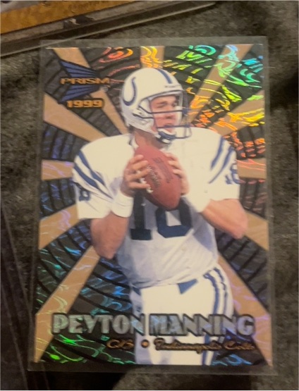 1999 Pacific Prism #8 Peyton Manning — front