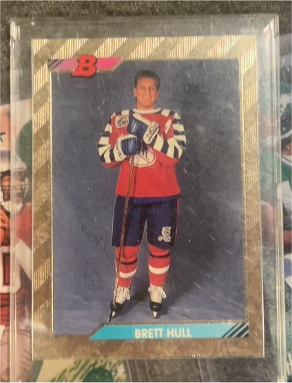 1992-93 Bowman #209 Brett Hull — front