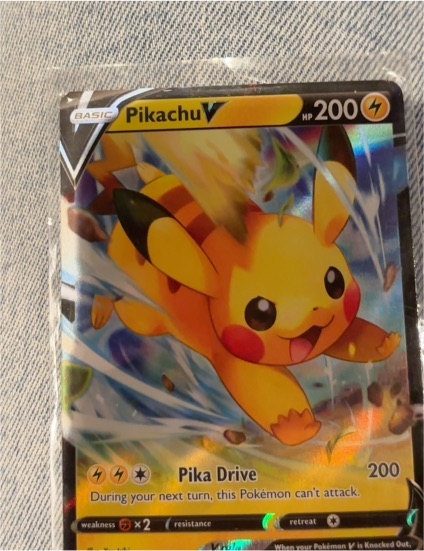 2020 Pokémon SWSH285 Pikachu V — front