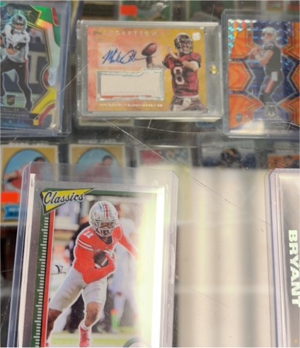 2021 Donruss Optic Signature Series #8 Derrick Johnson — front