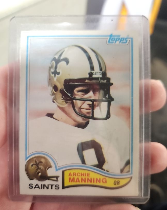 1982 Topps #408 Archie Manning — front