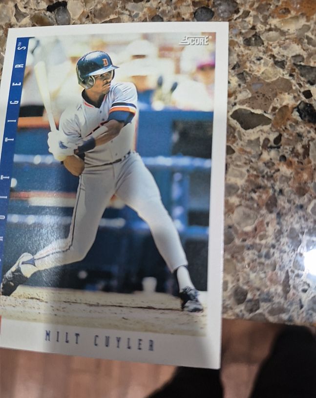 1993 Score Milt Cuyler — front