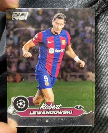 2023-24 Topps Stadium Club Chrome UEFA #98 Robert Lewandowski — front
