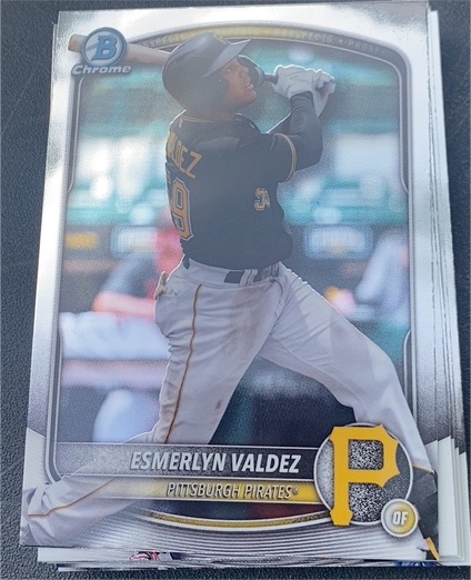2025 Bowman Draft #BDC-110 Esmerlyn Valdez Chrome — front