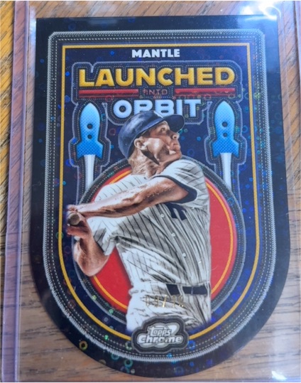 2025 Topps Cosmic Chrome #LIO-18 Mickey Mantle Launched Into Orbit — front