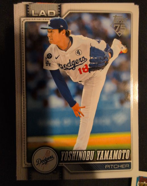 2026 Topps Series 1 #90 Yoshinobu Yamamoto — front