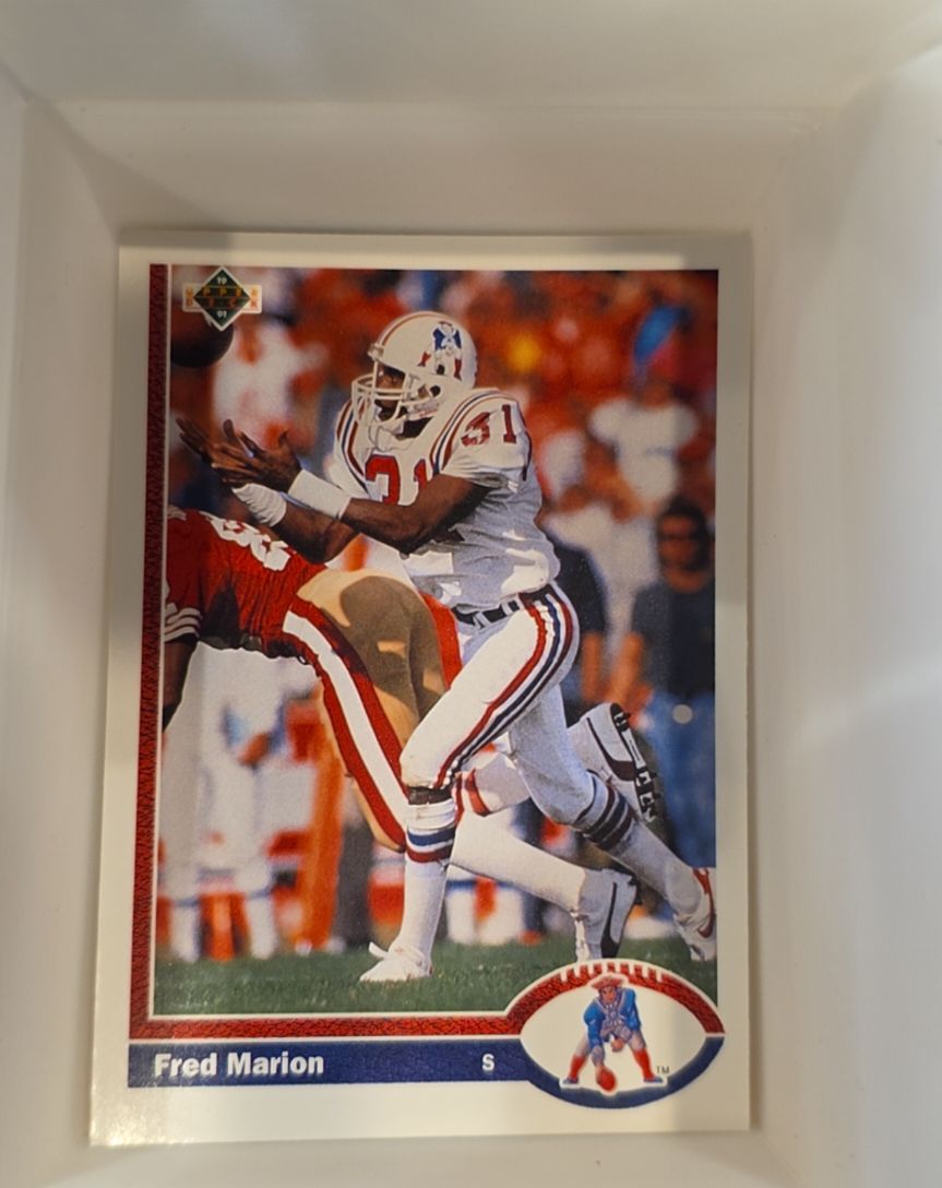1991 Upper Deck #375 Fred Marion — front