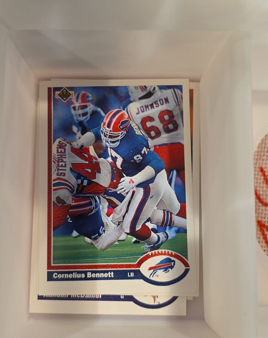 1991 Upper Deck #41 Cornelius Bennett — front