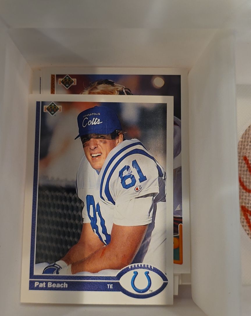 1991 Upper Deck #62 Pat Beach — front