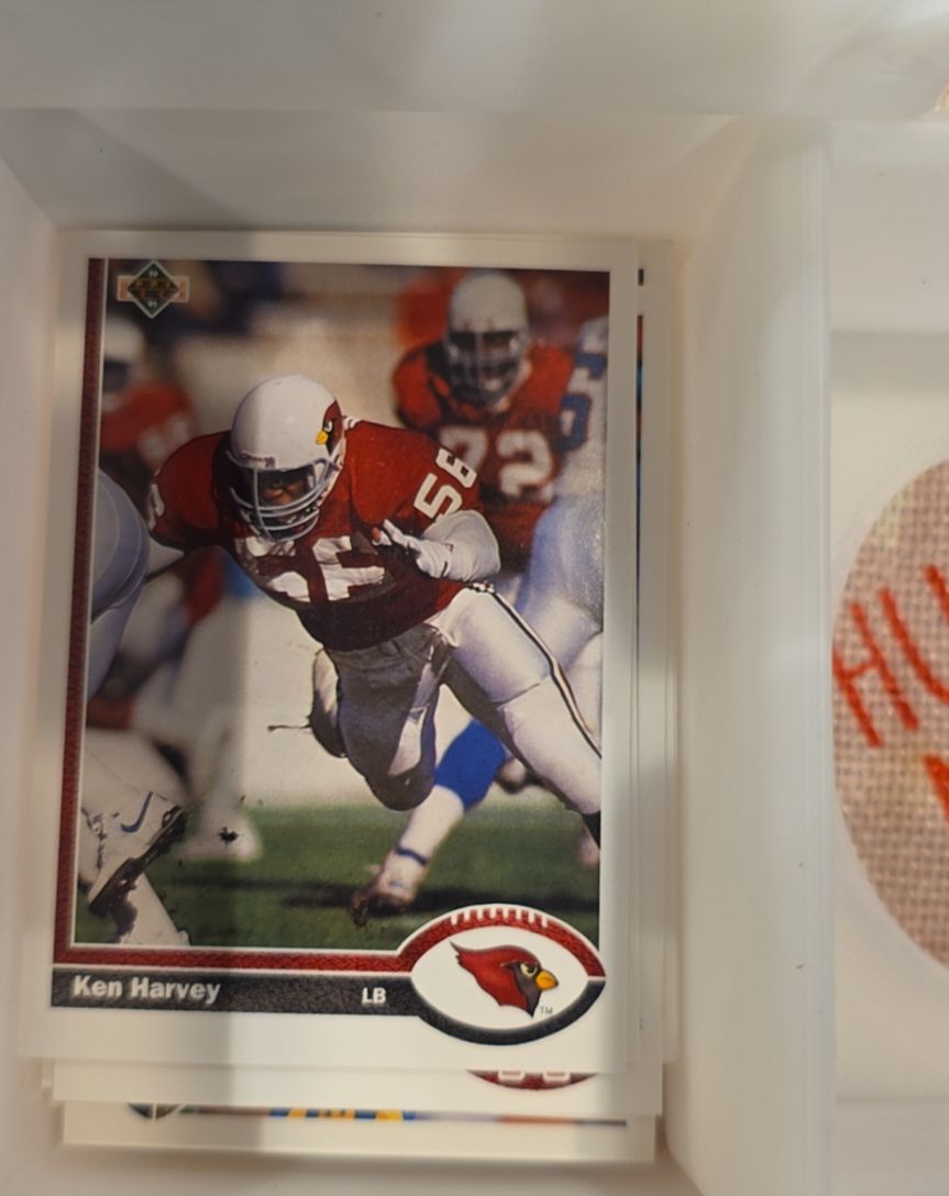 1991 Upper Deck #135 Ken Harvey — front