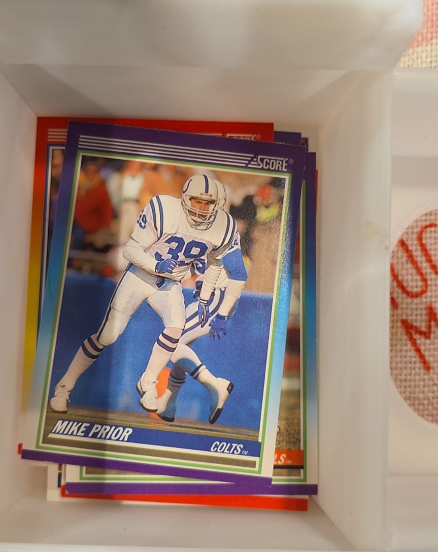 1990 Score #438 Mike Prior — front
