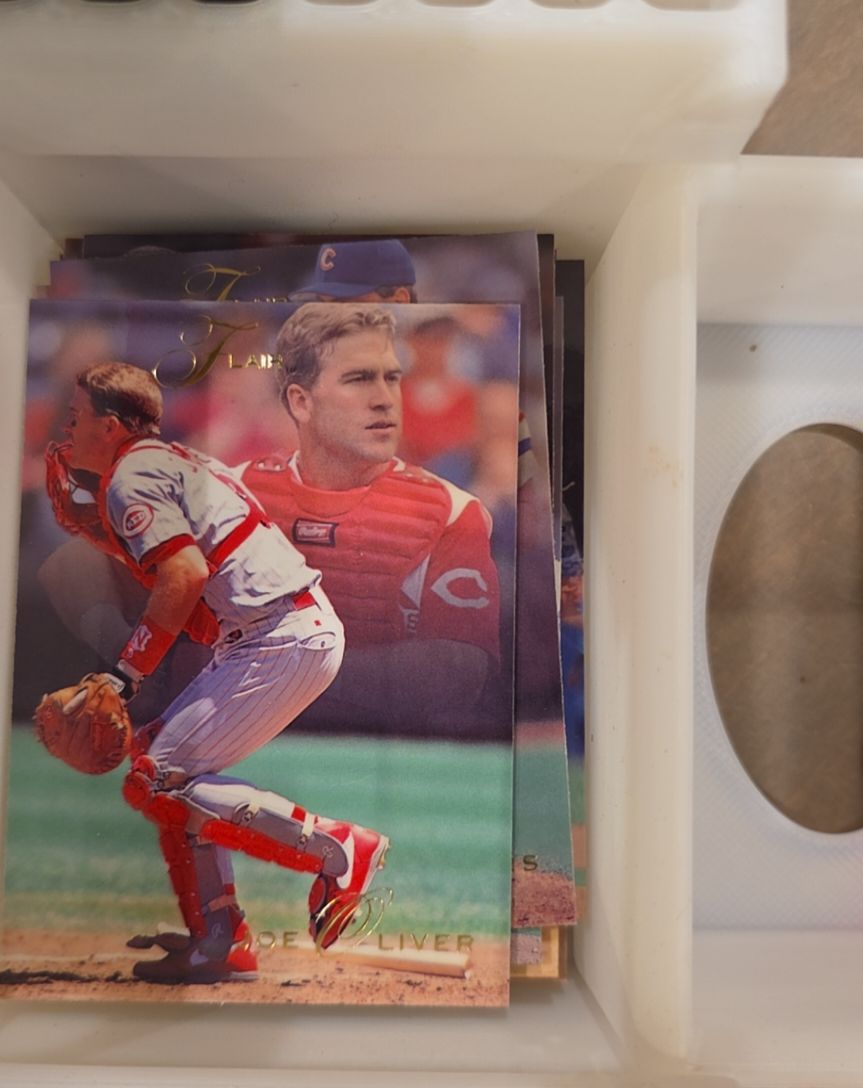 1993 Fleer Flair #30 Joe Oliver — front