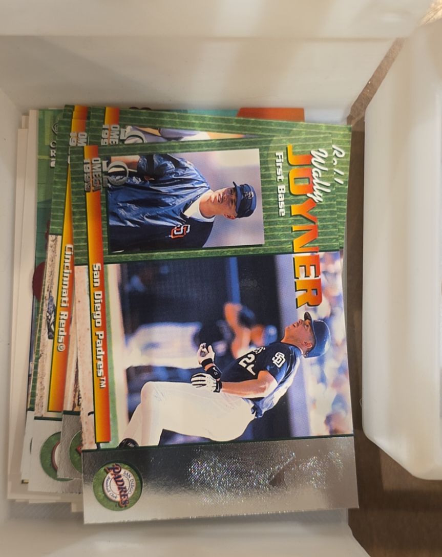 1999 Pacific Omega #5 Wally Joyner — front