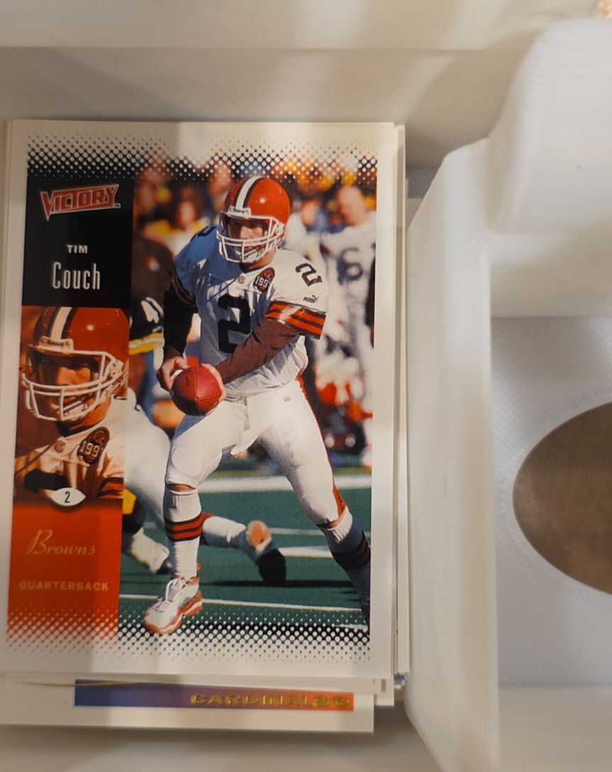 2000 Upper Deck Victory #46 Tim Couch — front