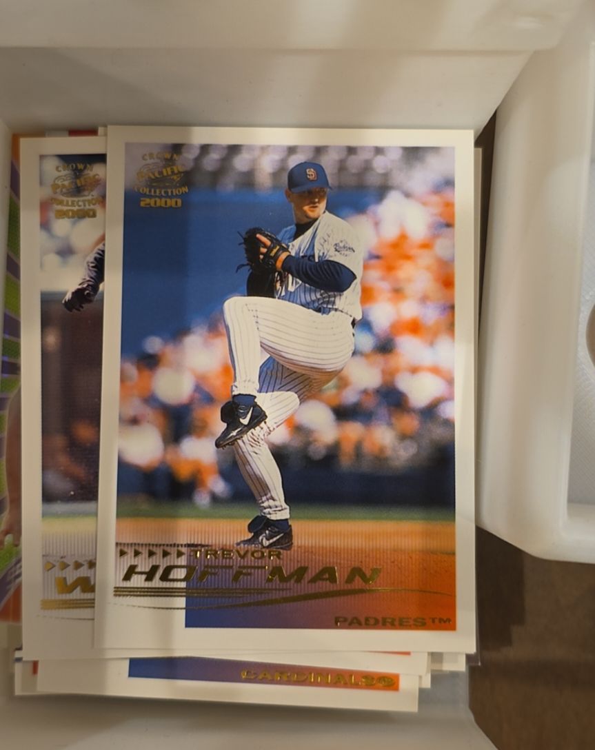 2000 Pacific Crown Collection #244 Trevor Hoffman — front