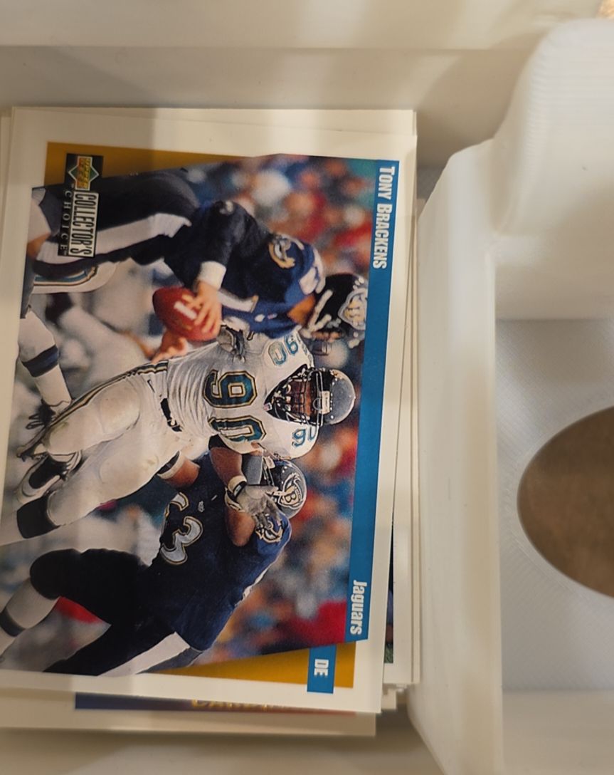 1997 Upper Deck Collector's Choice #197 Tony Brackens — front