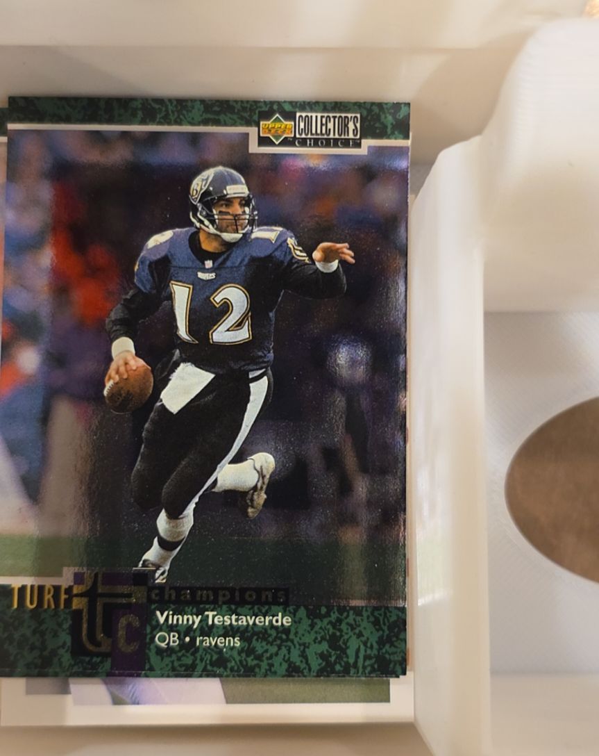 1997 Upper Deck Collector's Choice Turf Champions #TC6 Vinny Testaverde — front
