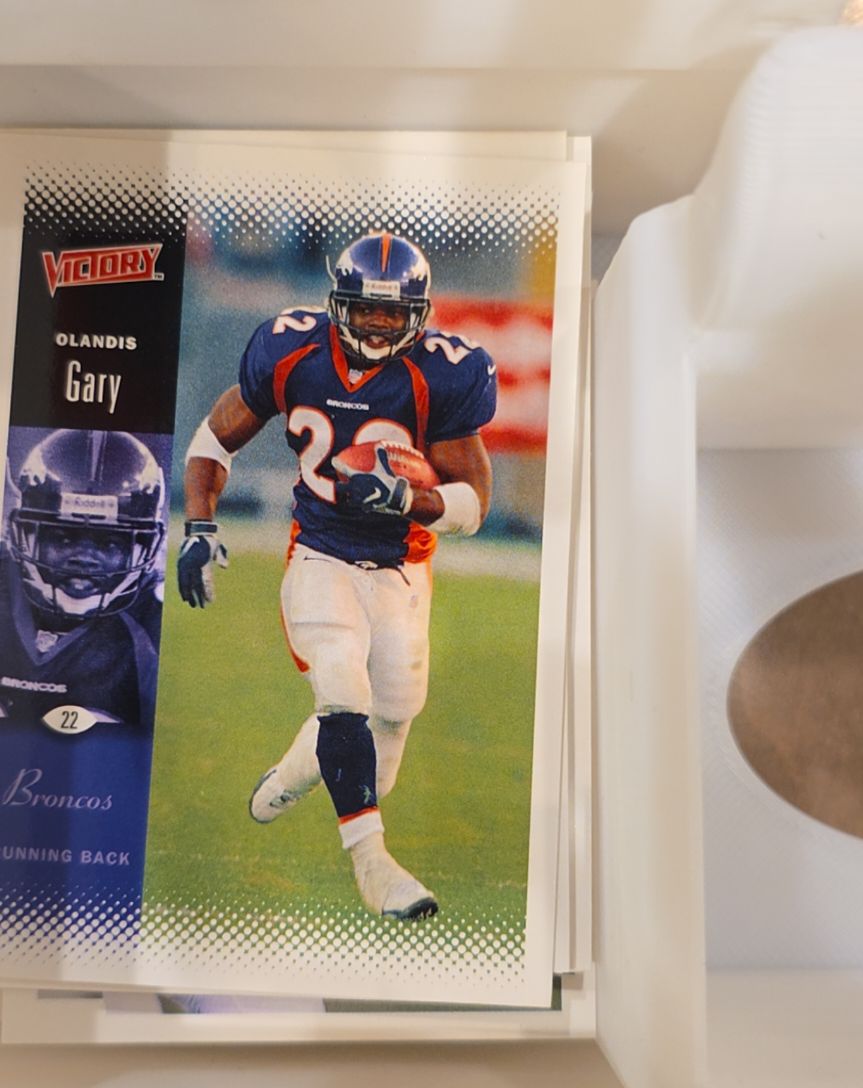 2000 Upper Deck Victory #22 Olandis Gary — front