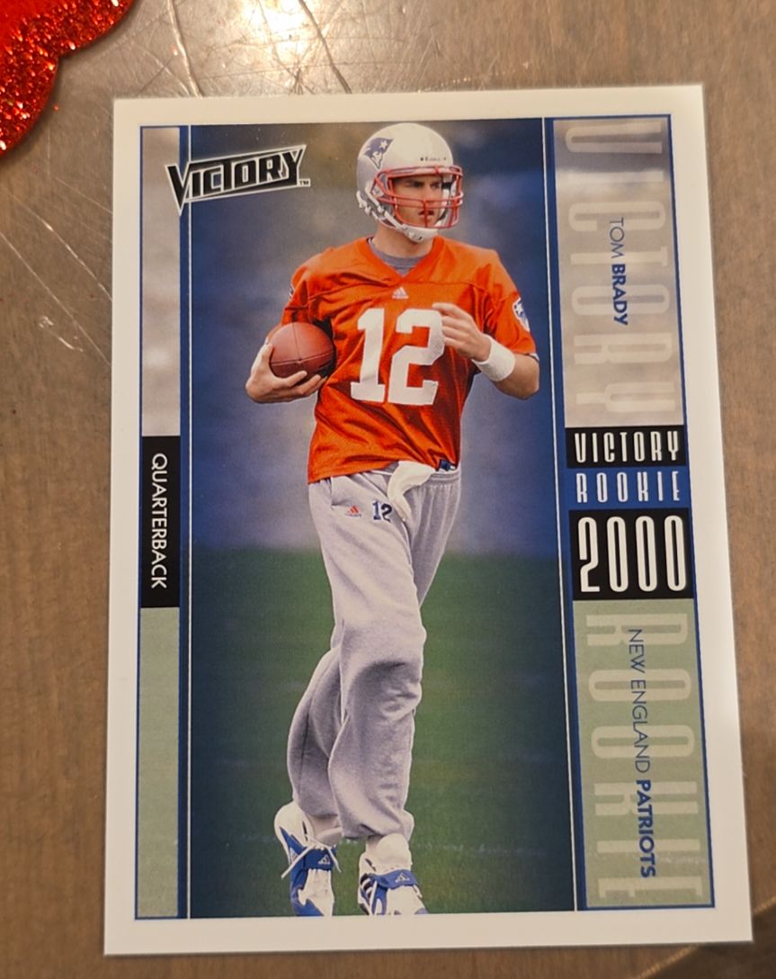 2000 Upper Deck Victory #326 Tom Brady Rookie — front