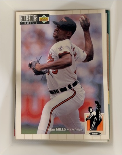 1994 Upper Deck Collector's Choice #608 Alan Mills — front