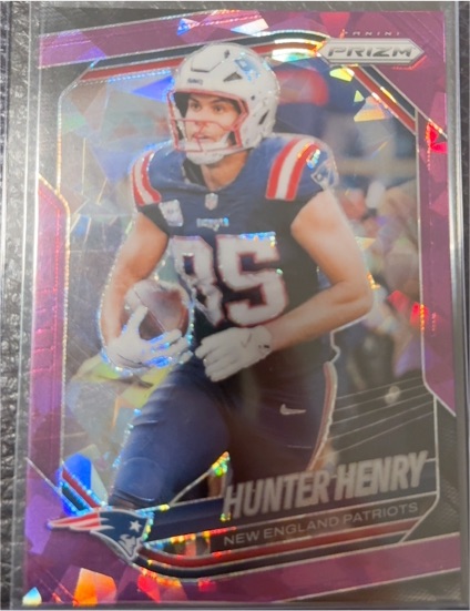 2025 Panini Prizm #33 Hunter Henry — front