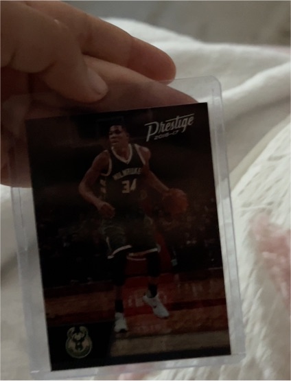 2016-17 Panini Prestige #34 Giannis Antetokounmpo — front