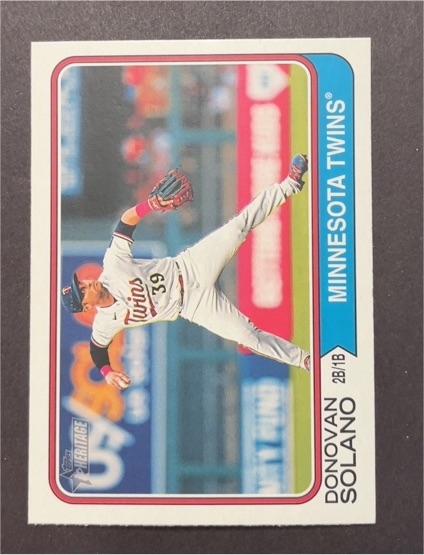 2023 Topps Heritage #685 Donovan Solano — front