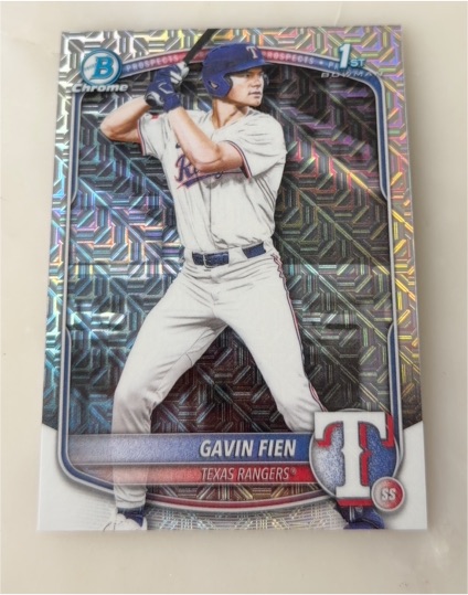 2025 Bowman Draft Chrome #BDC-15 Gavin Fien — front