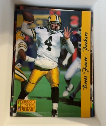 1993 Classic Pro Line Live #88 Brett Favre — front
