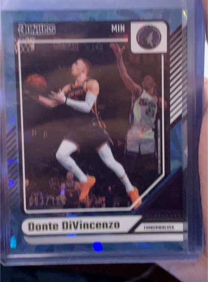 2024-25 Panini Donruss #77 Donte DiVincenzo — front