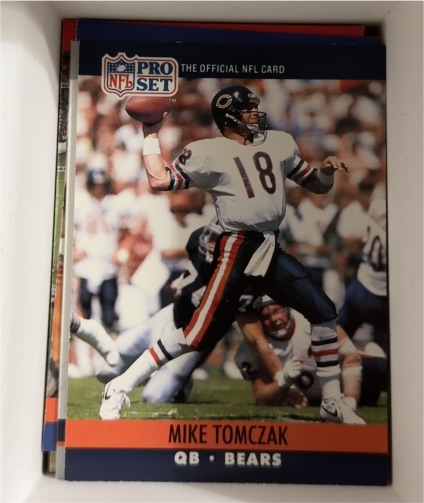 1990 Pro Set #272 Mike Tomczak — front