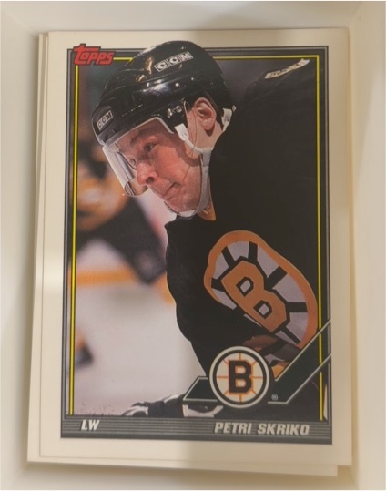 1991-92 Topps #30 Petri Skriko Boston Bruins — front