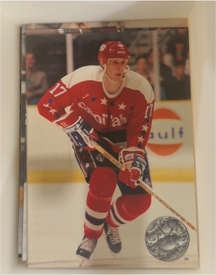 1991-92 Pro Set Platinum #128 Mike Ridley — front