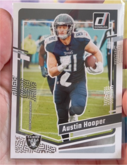 2023 Donruss #172 Austin Hooper — front