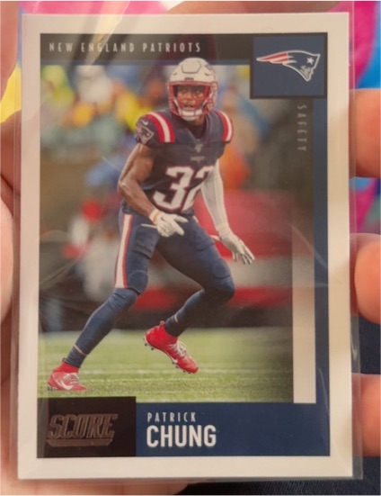 2020 Panini Score #29 Patrick Chung — front