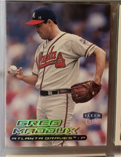 2000 Fleer Ultra #230 Greg Maddux — front