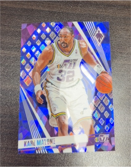 2023-24 Panini Phoenix #3 Karl Malone — front