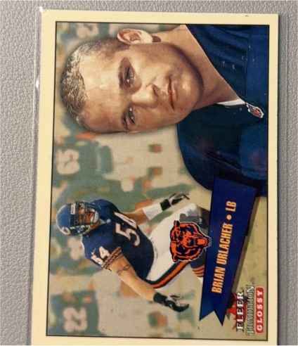 2001 Fleer Tradition #146 Brian Urlacher — front