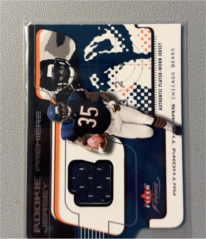 2001 Fleer Focus Rookie Premiere Jersey #RPTA Anthony Thomas — front
