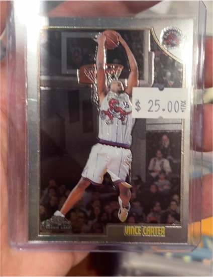 1998 Topps Chrome #199 Vince Carter — front