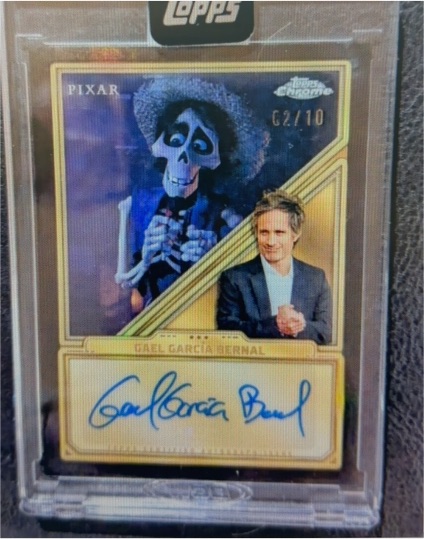 2025 Topps Chrome Disney Mint Gael Garcia Bernal #G2 — front