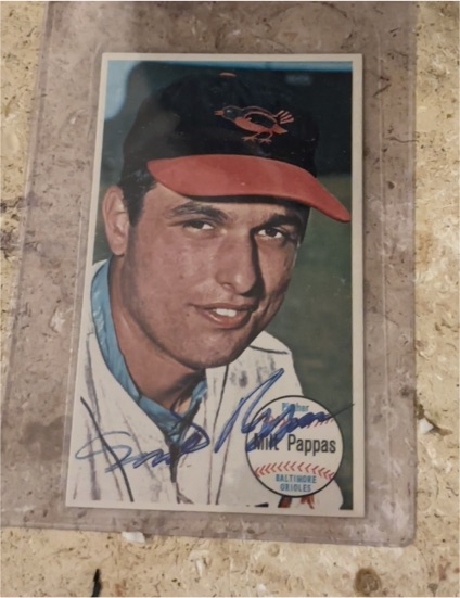 1964 Topps Giants #5 Milt Pappas — front
