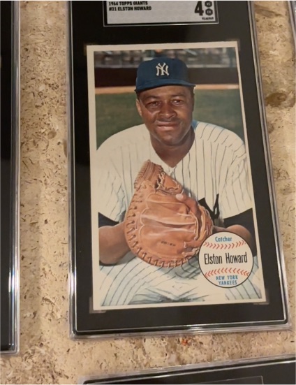 1964 Topps Giants #21 Elston Howard — front