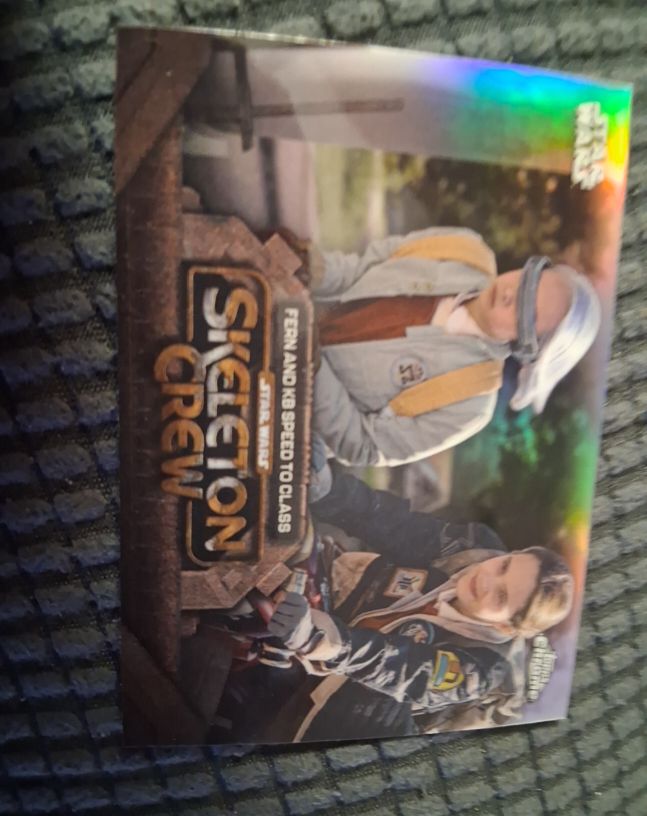 2025 Topps Chrome Star Wars #SC-3 Fern and KB Speed To Class Skeleton Crew — front
