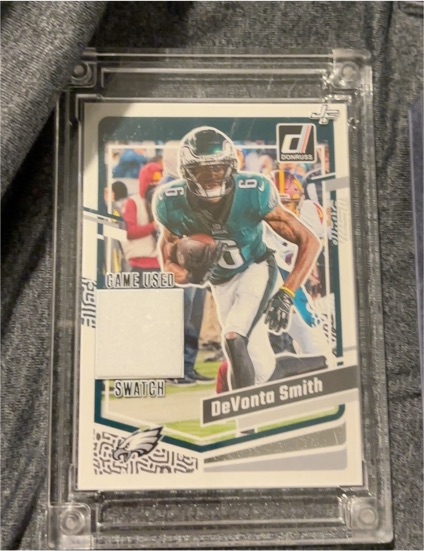 2023 Donruss #240 DeVonta Smith — front