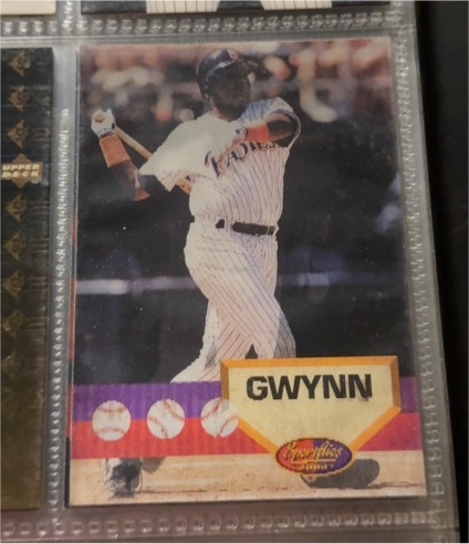1994 Pinnacle Sportflics #25 Tony Gwynn — front