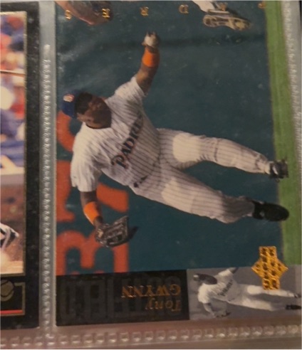 1994 Upper Deck #219 Tony Gwynn — front